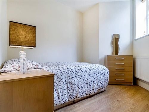 Windsor Holiday Apartments Londra Esterno foto